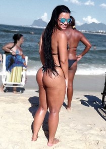 Chanell Heart sucks a